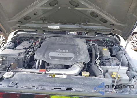 2015 Jeep Wrangler Willys Wheeler z USA, uszkodzony, nr VIN 1C4AJWAG1FL714131